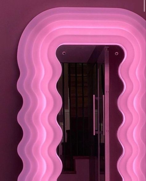 Jacuzzi Tub Bathroom, Pinkcore Aesthetic, Mirror Wall Design, Mirrors Design, Traffic Mirrors, Tiny Bedroom Design, Bad And Bougie, Wall Decorating Ideas, Barbie Bedroom