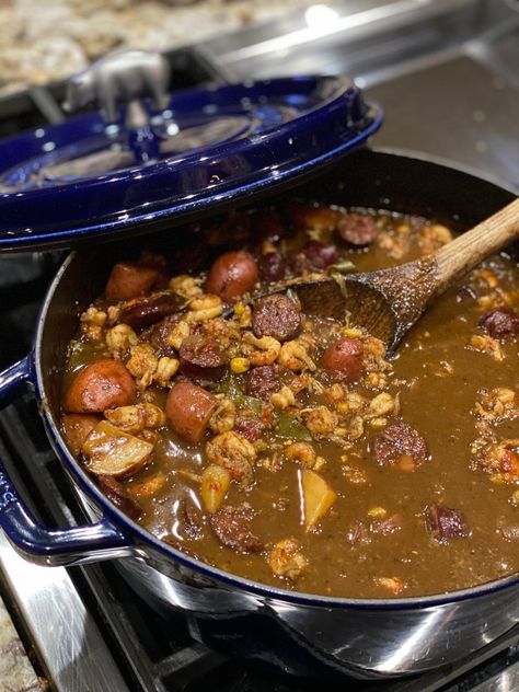 Cajun Seafood Stew, Cajun Stew Recipes, Crawfish Soup Recipes, Crawfish Stew Recipe Louisiana, Chicken Boil Cajun, Crawfish Boil Soup, Crawfish Fried Rice, Cajun Stew, Crawfish Stew