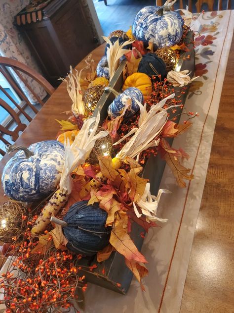 Navy Pumpkin Decor, Blue And Orange Fall Decor, Harvest Table Centerpieces, Autumn Tablescapes, Thanksgiving Dinner Table Setting, Orange Fall Decor, Blue Thanksgiving, Chinoiserie Pumpkins, Thanksgiving Cards Handmade