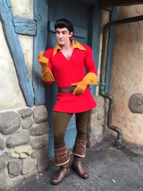 Gaston Costume Men, Gaston Costume Female, Gaston Costume, Costume Concepts, Dapper Day Outfits, Beauty And The Beast Costume, Beast Costume, Dinner Theatre, Halloween Disney