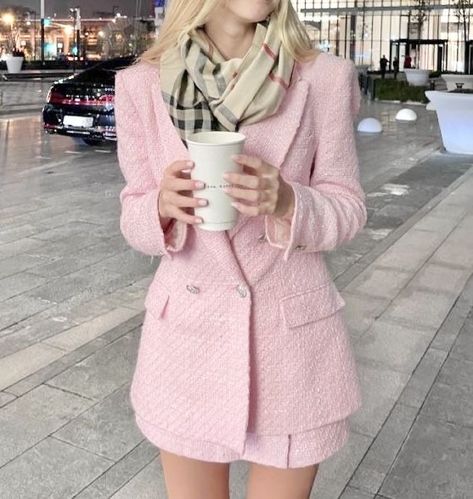 Pink Fancy Outfits, Alena Shishkova, Look Rose, Pink Aura, Estilo Preppy, Vestidos Vintage, Pink Outfits, Pink Princess, Pink Outfit