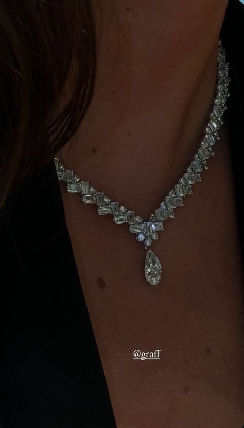 Luxury Elegant Jewelry, Wedding Diamond Necklace, Thick Diamond Necklace, Diamond Necklace Aesthetic, Diamond Aesthetic, Graff Jewelry, Bridal Jewels, Fancy Jewelry Necklace, Expensive Jewelry Luxury