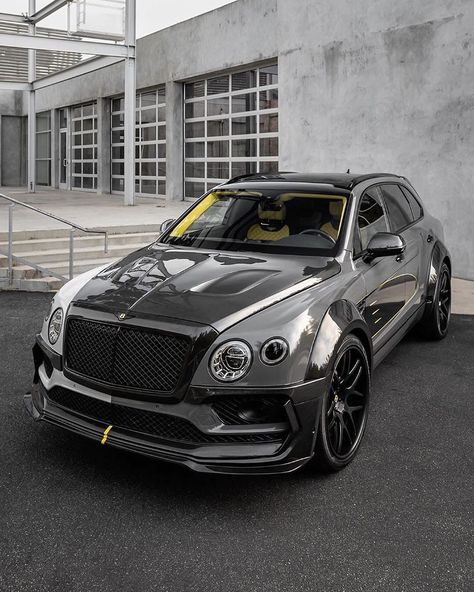 Bentley Suv, Bentley Bentayga, Bentley Flying Spur, Bentley Motors, Luxury Car Interior, Bentley Car, Exotic Sports Cars, Bentley Continental Gt, Bentley Continental