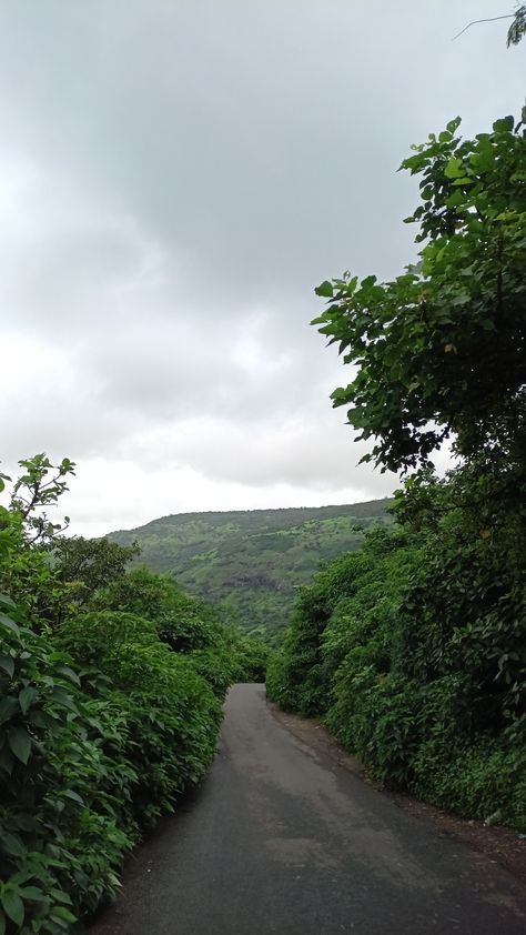 Lonavala,trek , visapur, visapurtrek, trekking, mountains, peace, lohagad Aesthetic Trekking Pictures, Lonavala Aesthetic, Lonavala Snap, Lonavala Photography, Monsoon Snap, Mumbai Aesthetic, Aesthetic Mountains, Sinchan Wallpaper, Trippy Aesthetic