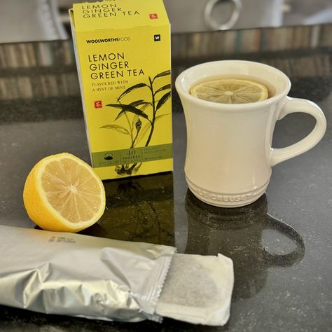 Green Tea With Lemon, Ginger Green Tea, Lemon Green Tea, Lemon Ginger, Mint Tea, Flavored Tea, Acid Reflux, Medical Advice, Tea Time