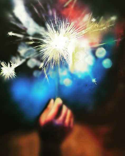 Bokeh Painting, Fireworks Art, Oil Pastel Drawings Easy, Oil Pastel Drawings, Pastel Drawing, Oil Pastel, Portrait Drawing, Diwali, Fireworks