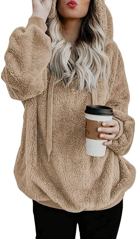 Sweatshirts Outfit, Fuzzy Hoodie, Solid Color Sweater, Hoodie Cozy, Casual Luxury, Women Sweatshirts, Sherpa Hoodie, Winter Hoodies, Modern Women