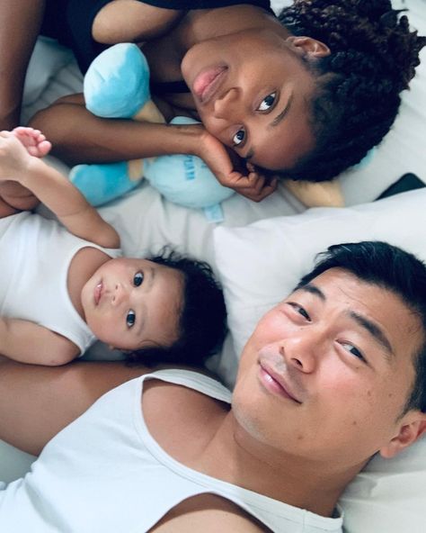 Time with my boys ❤️ • #blasiankids #blasianbaby #blasianbabies #blasian #blasianboy #mixedcouple #mixedbabies #mixedfamily #caribbean… Blasian Babies, Biracial Couples, Bwwm Couples, Pretty Pregnant, Bts V Pictures, Instagram Time, Mixed Babies, My Boys, Cute Family