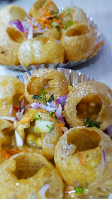 Golgappa Snapchat, Pani Puri Snapchat Stories, Panipuri Snapchat Story, Pani Puri Snap, Pani Puri Aesthetic, Panipuri Snap, Japanese Street Food, Pani Puri, Foodie Instagram