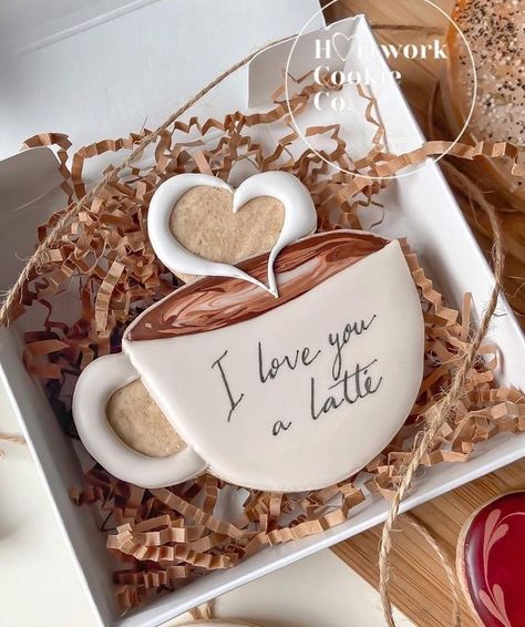 Coffee Themed Party, Coffee Bridal Shower, Cookies Shop, Bridal Cookies, Royal Iced Cookies, Best Apple Pie, Bridal Shower Cookies, Coffee Cookies, Best Sugar Cookies