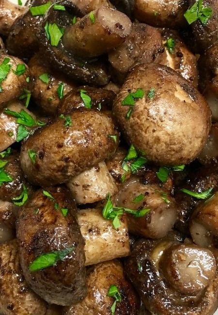 Mushroom Side Dish Recipes, Best Sauteed Mushrooms, Mushroom Side Dish, Mushrooms Sauteed, Easy Mushroom Recipes, Mushroom Side Dishes, Mushroom Recipes Healthy, Sautéed Mushrooms, Steak Side Dishes