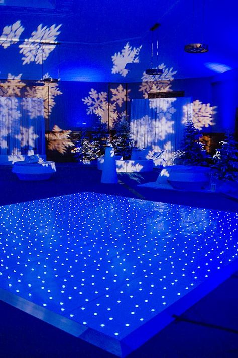 Bespoke Winter Wonderland Themed Event space we created for the University of London who host an annual Christmas Party for their staff and students! We provide full Winter Wonderland Theming services across the UK and internationally. Winter Snowball Dance, Winter Wonderland Party Entrance, Winter Ball Party Ideas, Prom Winter Wonderland, Winter Decor Party, Winter Ball School Dance, Blue And White Christmas Party Theme, Winter Ball Ideas Decoration, Winter Themed Dance Ideas