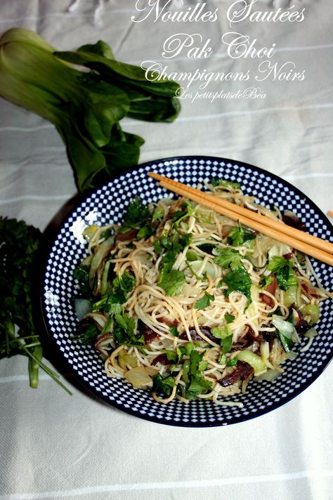 Pak Choy, Pak Choi, Pad Thai, Veggie Recipes, Cooking Time, Noodles, Vegetarian Recipes, Food And Drink, Diet