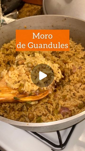 Michelle Disla on Instagram: "Somebody had to say it 🇩🇴❤️🇵🇷 Moro de Guandules / Arroz con Gandules: 

2 tbsp oil (achiote oil for color)
1 chicken bouillon cube
2 tbsp sofrito
1/3 bell pepper
1 celery stalk
1/2 red onion
1 drained can of guandules
2 sazon packets or 2 tsp adobo
2 cups washed rice
2.5 cups water
cilantro

#bigmamacooks #dominicanfood #sofrito #sazon #morodeguandules #guandules #arrozcongandules" Achiote Oil, Chicken Bouillon, Dominican Food, Cup Of Rice, Bouillon Cube, Adobo, Bell Pepper, Red Onion, 2 Cups