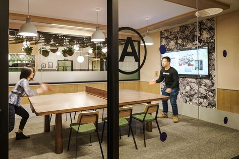 A Tour of WeWork - Yan'An Dong Lu - Officelovin' - another meeting room/ping pong room. Speckled Carpet, Ping Pong Room, Table Tennis Room, Office Vibes, Meeting Room Design, Meeting Room Table, Office Pantry, Commercial Office Space, Table Room