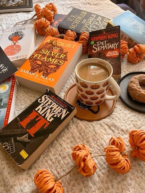 Fantasy Vibes, Fall Books, Cozy Things, Fall Mood Board, Fall Reading, Fall Bucket List, Fallen Book, Pumpkin Spice Season, Fall Time