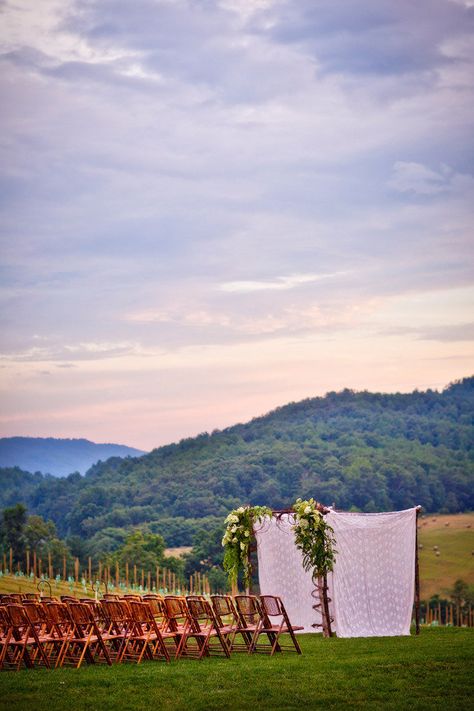 Holland Wedding, Farm Wedding Ceremony, Ceremony Decorations Outdoor, Photo Arts, Outside Wedding, Black Book, Event Inspiration, Ideal Wedding, Vineyard Wedding