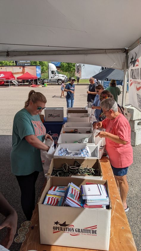 Church Volunteer Aesthetic, Volunteering Aesthetic, Employee Engagement Events, Volunteering Ideas, Operation Gratitude, Church Volunteers, Volunteer As Tribute, Engagement Events, Autumn Breeze