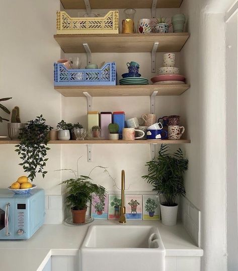 Tiny Kitchen Organization, Hay Crates, Shelves For Small Spaces, Kitchen Cabinet Decor, Boston Apartment, Shared Apartment, Apartment Inspiration, Dream Rooms, Room Aesthetic