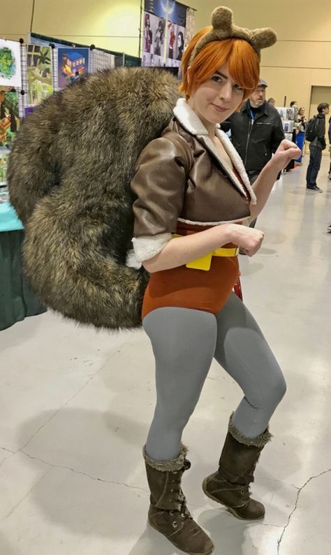 I am Squirrel Girl...Fear me! Squirrel Girl Cosplay, Squirrel Girl Marvel, Unbeatable Squirrel Girl, Awesome Costumes, Squirrel Tail, Marvel Knights, Woman Costume, Squirrel Girl, Monkey Girl