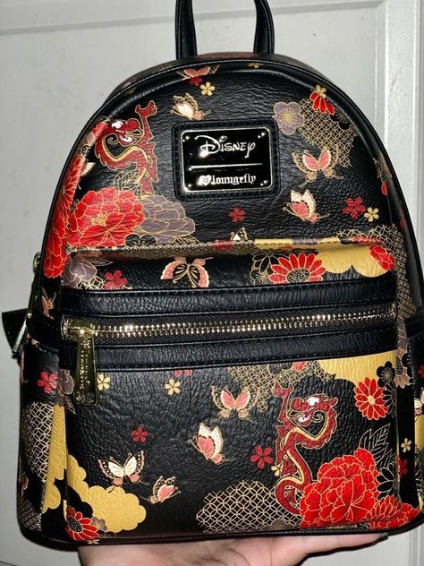 Disney Bags Backpacks, Mulan Mushu, Disney Backpack, Butterfly Backpack, Punk Disney, Cute Disney Outfits, Disney Purse, Cute Mini Backpacks, Disney Mulan