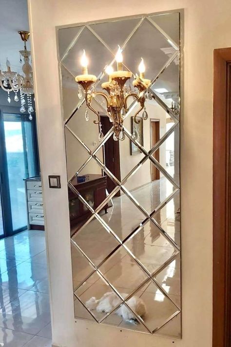 Mirror Wall Decor Entrance, Wall Mirror Design Ideas, Mirror Wall Decor Living Room Modern, Mirror Design Ideas, Wall Mirror Design, Wall Mirror Decor Living Room, Mirrors Decor, Glass Wall Design, Mirror Decor Ideas