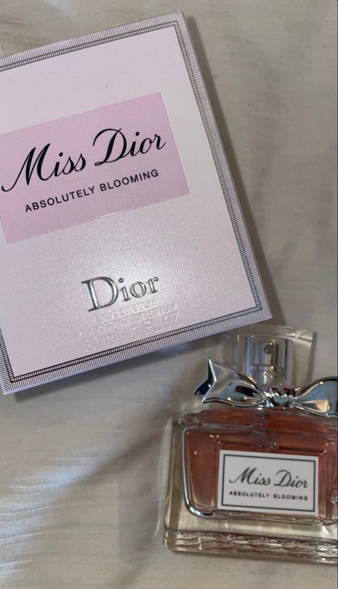 Blooming Aesthetic, Miss Dior Absolutely Blooming, Dior Absolutely Blooming, Absolutely Blooming, Miss Dior Perfume, Gangsta Style, Hygiene Care, Dior Perfume, Bath And Body Works Perfume