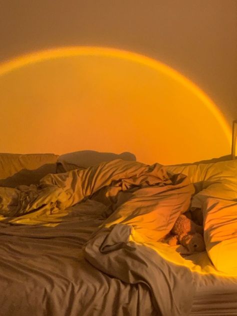 Sunlight Lamp Aesthetic, Sunset Lamp Aesthetic, Light For Photography, Rainbow Night Light, Night Lamp For Bedroom, Photography Room, Light Sunset, Sunset Lamp, Sunset Red