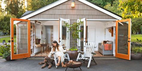 This 480-Square-Foot Garage Became a Tiny House Perfectly Suited for Guests | Better Homes & Gardens White Hexagon Tile Bathroom, Guest House Small, Backyard Guest Houses, Garage Guest House, Converted Garage, House Shed, Tiny House Floor Plans, Garage Conversion, Guest Cottage