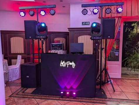 Dj Photos Dj Setup, Club Design Interior, Music Studio Home, Dj Ideas, Bar Music, Dj Photos, Dj Setup, Dj Set, Studio Home