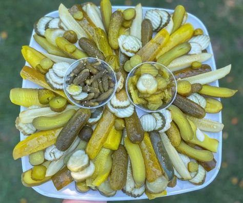 Pickle Board, Pickle Platter, Fancy Snacks, Adventure Time Birthday Party, Adventure Time Birthday, Elephant Baby Shower Theme, Science Party, Board Charcuterie, Relish Trays