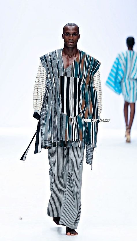 Awa Meite - Mali 🇲🇱. Mini Kaba, Mali Fashion, Afro Inspiration, Africa Style, Afrocentric Fashion, 2019 Style, African Men Fashion, Africa Fashion, African Men