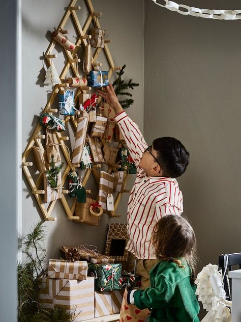 https://www.ikea.com/be/en/p/vinterfint-wall-decoration-pine-80580024/ Ikea Vinterfint Christmas Tree, Vinterfint Ikea, Ikea Vinterfint, Ikea Christmas, Booth Ideas, Christmas Collection, Christmas Deco, Winter Holiday, Winter Holidays