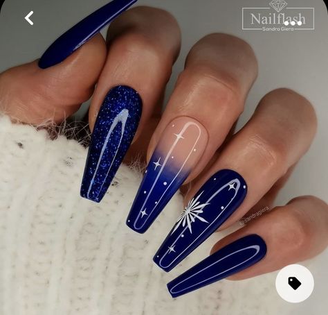 Nail Flash, Graffiti Nails, Blue Acrylic Nails, Winter Nails Acrylic, Xmas Nails, Hot Nails, Fabulous Nails, Coffin Nails Designs, Fire Nails