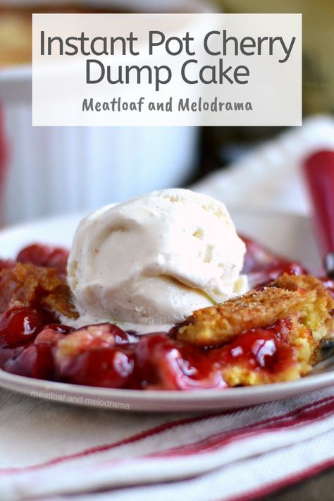 Easy Cherry Cobbler, Pressure Cooker Desserts, Instant Dessert, Cherry Cobbler Recipe, Cherry Dump Cake, Pot Cakes, Peach Melba, Dessert Simple, Cherry Cobbler