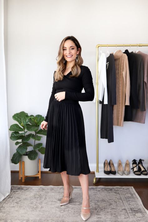 Fall & Winter Outfits Archives - Page 2 of 14 - Pumps & Push Ups Elegant Causal Outfits, All Black Modest Outfit, Black Skirt Work Outfit, Black Pleated Skirt Outfit, Holiday Party Outfit Work, Office Party Outfits, Casual Holiday Outfits, Winter Party Outfit, Party Outfit Ideas