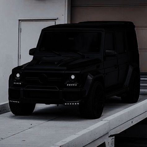 Blacked Out Cars, Black Mercedes, Matte Black Cars, Tmax Yamaha, مرسيدس بنز, Dream Cars Mercedes, Mercedes Benz G Class, Dream Cars Jeep, Lux Cars