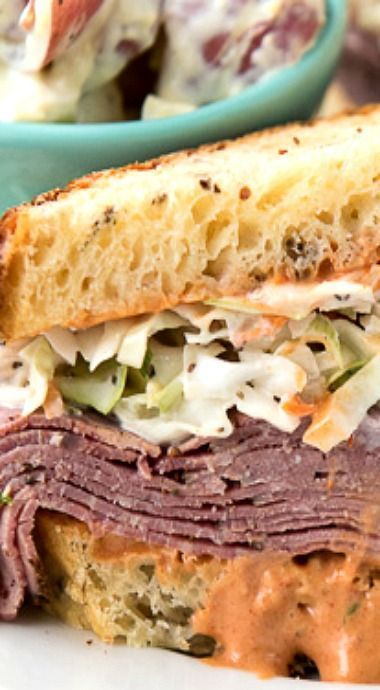 Pastrami Sandwich Recipe, Pastrami Sandwich, Best Sandwich Recipes, Russian Dressing, Cold Sandwiches, Gourmet Sandwiches, Recipes Sandwiches, Deli Sandwiches, Sandwich Toaster