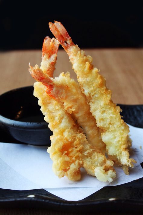 prawn tempura Tempura Photography, Prawn Tempura, Tempura Shrimp, Tempura Prawns, Elegant Food, Tempura, Food Photography, Yummy Food, Restaurant