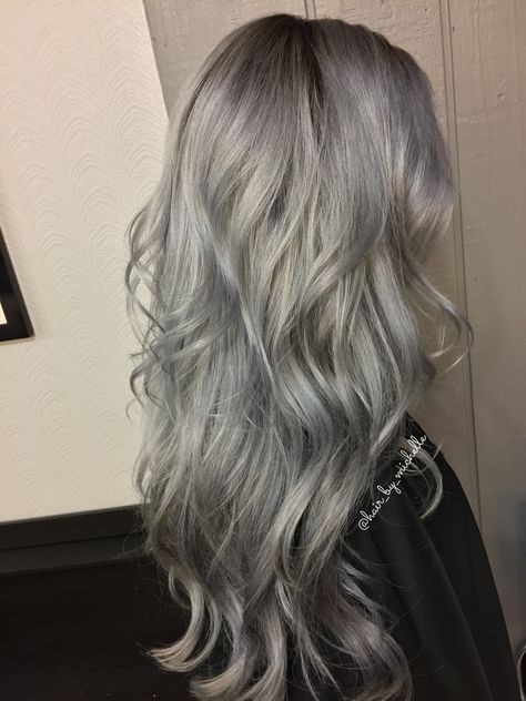 Silver Hair Balayage grey hair Shadow Root Gray Hair Shadow Root, Silver Hair Balayage, Balayage Grey Hair, Platinum Blonde Hair With Shadow Root, Black Shadow Root, Hair Shadow Root, Balayage Grey, Grey Hair With Highlights, Transition To Grey Hair