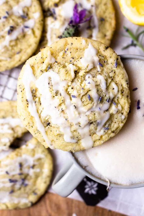 Lavender Earl Grey Cookies with Lemon Glaze - Modern Farmhouse Eats Lavender Earl Grey Cookies, Lemon Lavender Cookies, Lavender Earl Grey, Earl Grey Cookies, Cookies With Lemon, Lavender Cookies, 31 Daily, Pinterest Food, Lavender Recipes