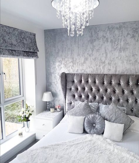 Grey, silver, white crushed velvet bedroom. Modern decor. Inspo from Insta. Crushed Velvet Bedroom Ideas, Silver Wallpaper Bedroom, Grey And Silver Bedroom, Grey Wallpaper Bedroom, Lovely Interior, Velvet Bedroom, Glam Bedroom Decor, Silver Bedroom, Glamourous Bedroom