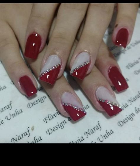 Valentines Manicure, Manicure Christmas, Red Nail Art, Manicure Nail Designs, Red Acrylic Nails, Christmas Gel Nails, Nail Designs Valentines, Nails Design With Rhinestones, Pretty Nail Art Designs