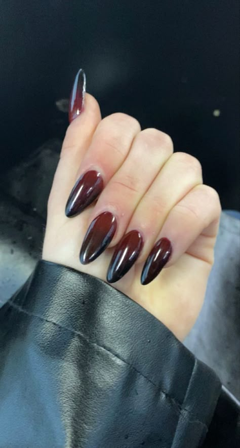 Dark Red Nails With Black French Tips, Dark Red Ombré Nails, Ombre Dark Red Nails, Almond Nails Designs Dark Red, Red And Black Gradient Nails, Black And Cherry Nails, Deep Red And Black Nails, Black Burgundy Nails, Black And Red Ombre Nails Almond