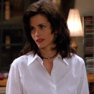 Monica Geller Style, Short Shoulder Length Hair, Monica Friends, Monica And Chandler, Jennifer Aniston Hair, Monica Geller, The One Where, Hair Reference, Friend Outfits