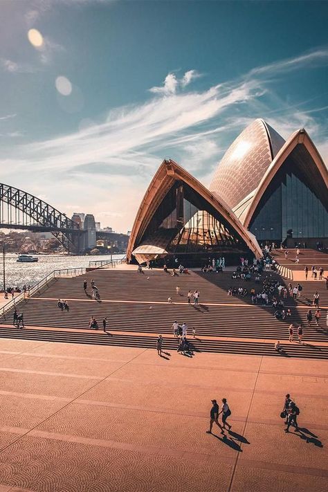 The lucky country, indeed. Dream Herbs, Sydney Photography, Sydney Travel, Sydney City, Peaceful Places, Famous Places, Amazing Photos, Beautiful Places To Travel, Travel Inspo