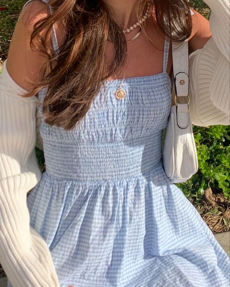 Sundress Picnic Aesthetic, Picnic Fits Aesthetic, Blue Sun Dress Aesthetic, Easter Dress Aesthetic, Fit Dress Aesthetic, Floral Sundress Aesthetic, Pastel Summer Dress, Blue Sundress Aesthetic, Summer Sundress Aesthetic