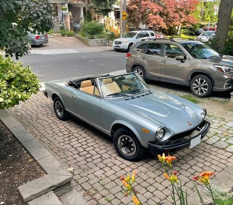 Fuel injected Fiat 124 Spider Fiat Spider 124, Fiat Spider, Fiat 124 Spider, Awesome Cars, Retro Baby, Brigitte Bardot, Dream Car, Mulch, Fuel Injection