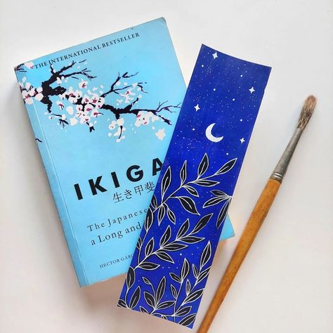 ✨️🌿🌙Talking to the moon🌙🌿✨️ Created this cute moon and stars bookmark using acrylic paints, Black posca pen, and white gelly roll. 🌈I had an idea, I made a mistake, and I tried to cover that up with gelly roll. And that ended up awesome! This is what you call Happy mistake? I really love the bookmark. I guess it would be one of my all time favorite 😍 What do you think about this bookmark? How much would you rate this? #acrylicbookmark #bookmark #bookmarkpainting #moonpainting #moonandst... Talking To The Moon, Star Bookmark, Moon Painting, Creative Painting, Using Acrylic Paint, Making Mistakes, I Tried, All About Time, Thinking Of You