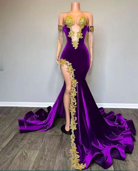 Best Formal Dresses, Prom Dress Pictures, Purple Prom, Velvet Prom Dress, Gorgeous Prom Dresses, Dress With Split, Senior Prom Dresses, Mermaid Evening Gown, Mermaid Prom Dress